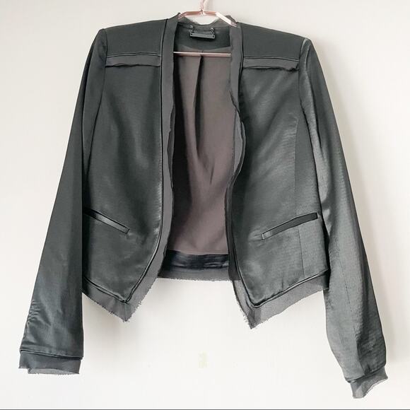 Diane Von Furstenberg Larra Satin Jacket Sz 4 - Picture 3 of 7